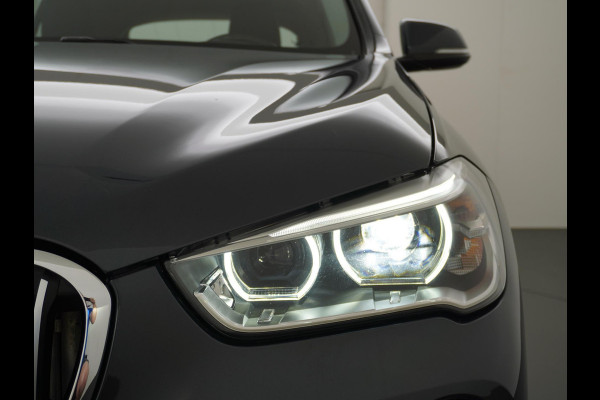 BMW X1 sDrive20i TREKHAAK | ELEK. KOFFER | LEDER | RIJKLAAR INCL. 12 MND. BOVAGGARANTIE