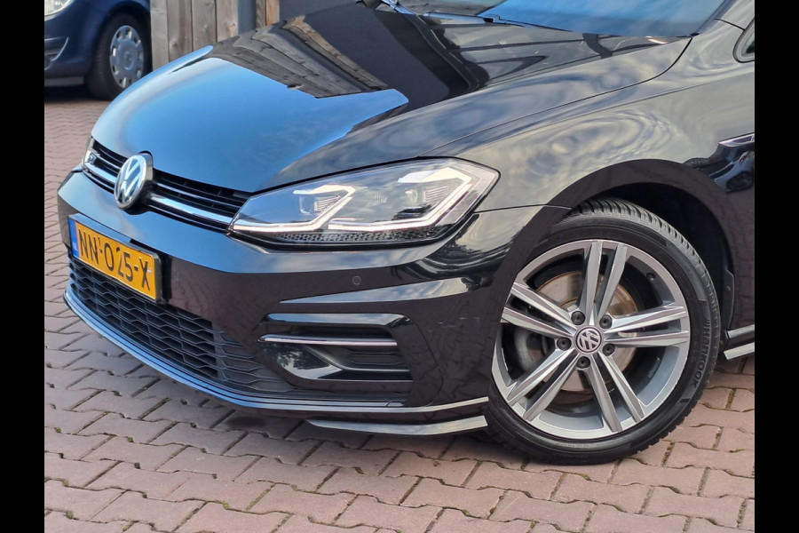 Volkswagen GOLF Variant 1.4 TSI Highline R-line | LED | Pano | Trekhaak | ACC | Navi | App-connect | Virtual |