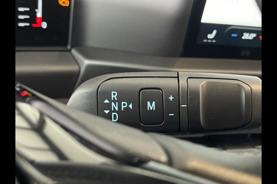 Ford Transit Custom 320 2.0 TDCI L2H1 170 PK AUT Navi / Camera / Trekgewicht 2800 KG