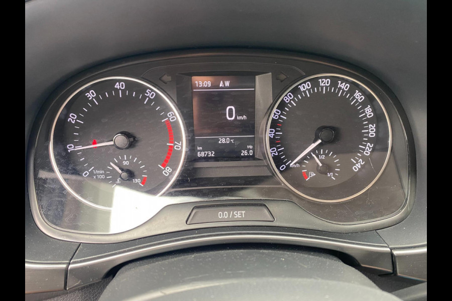 Škoda Fabia 1.0 TSI Monte Carlo | Carplay|Navigatie|ACC|Front-Assist|Stoelverw|Clima|Parkpilot|Xenon