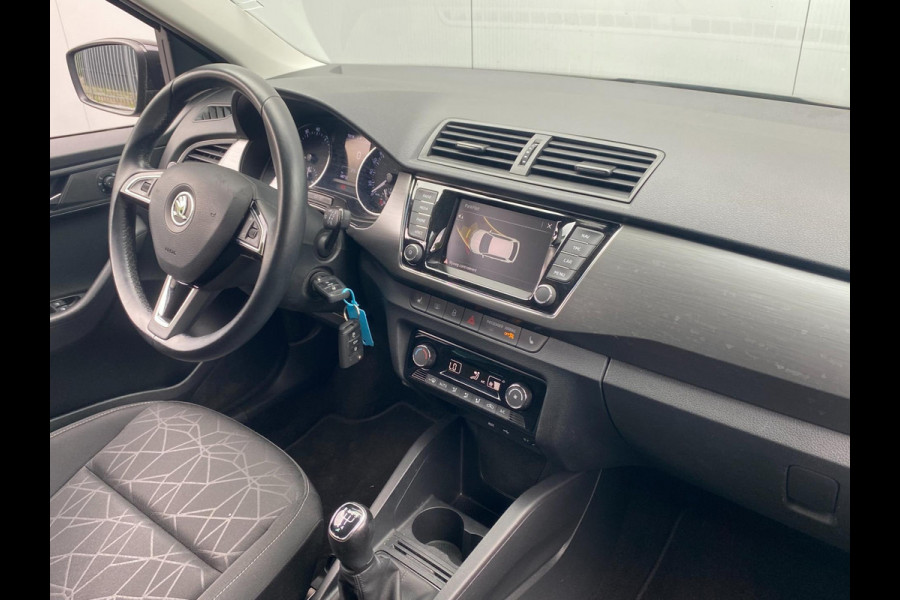 Škoda Fabia 1.0 TSI Monte Carlo | Carplay|Navigatie|ACC|Front-Assist|Stoelverw|Clima|Parkpilot|Xenon