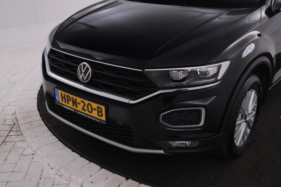 Volkswagen T-Roc 1.0 TSI Style Business extreem weinig kms!