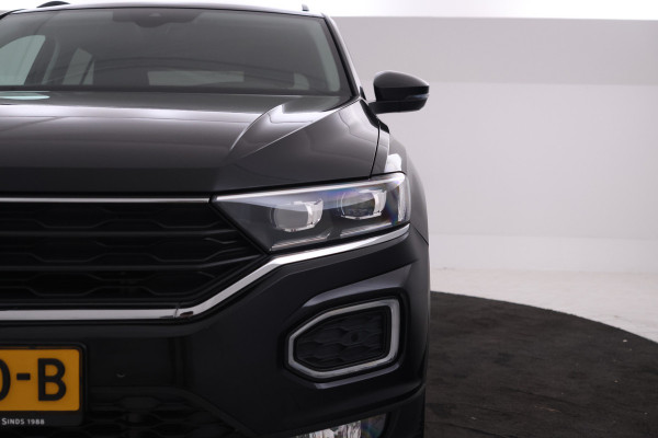 Volkswagen T-Roc 1.0 TSI Style Business extreem weinig kms!