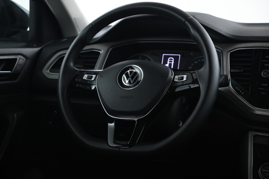 Volkswagen T-Roc 1.0 TSI Style Business extreem weinig kms!