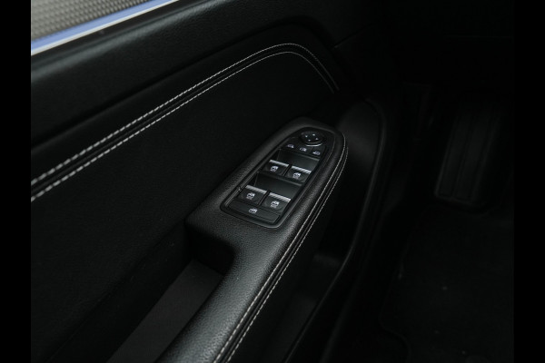 Renault Arkana 1.6 E-Tech hybrid 145 techno (INCL.BTW) *1/2LEATHER | FULL-LED | DIGI-COCKPIT | BLIND-SPOT | NAVI-FULLMAP | AMBIENT-LIGHT | CAMERA | KEYLESS | DAB+ | COMFORT-SEATS | 18''ALU*