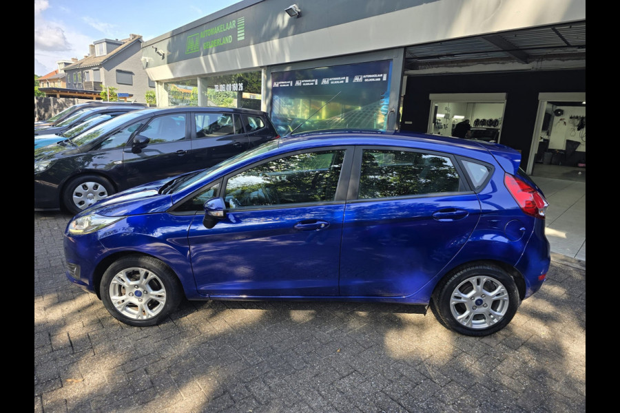Ford Fiesta 1.0 Style Ultimate | 2E EIGENAAR| 12MND GARANTIE | NAVI | CRUISE | LMV |PDC |AIRCO |