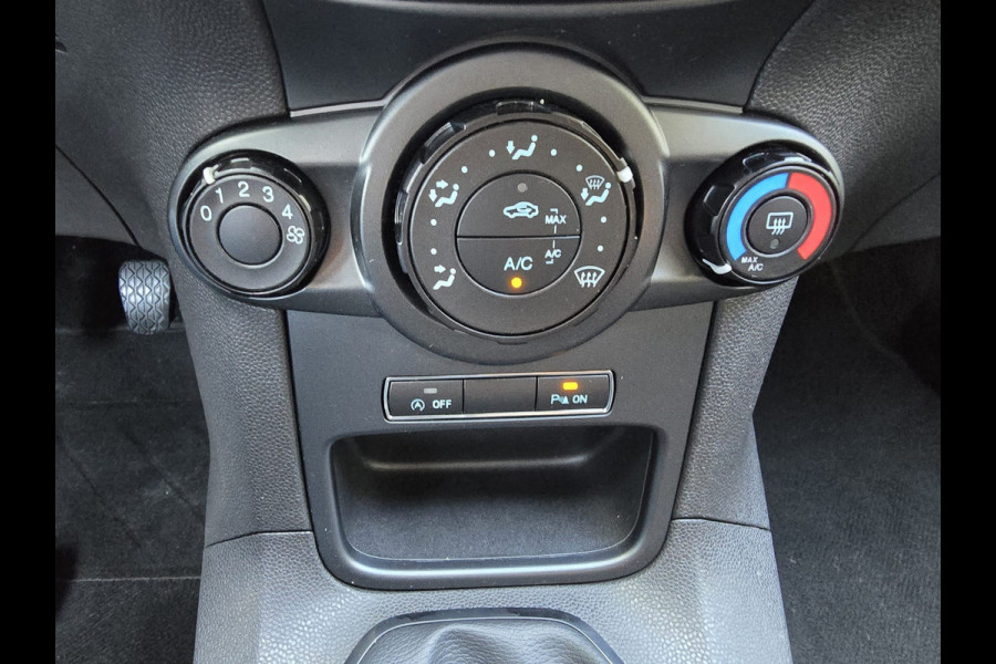 Ford Fiesta 1.0 Style Ultimate | 2E EIGENAAR| 12MND GARANTIE | NAVI | CRUISE | LMV |PDC |AIRCO |