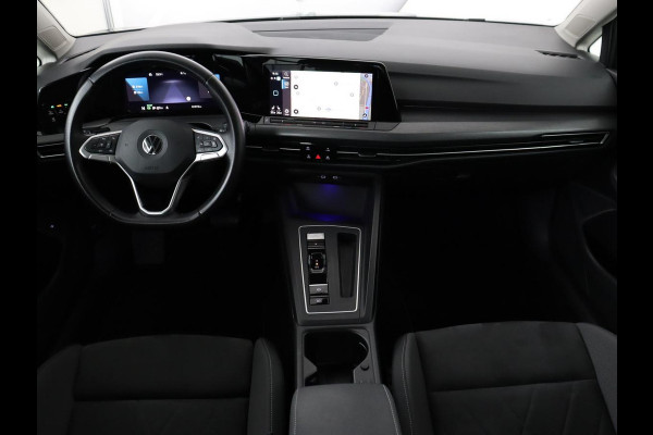 Volkswagen Golf 1.4 eHybrid Style | Stoel & stuurverwarming | Carplay | Sfeerverlichting | Massage | Memory | Parkeerhulp | Navigatie | Full LED | Adaptive cruise