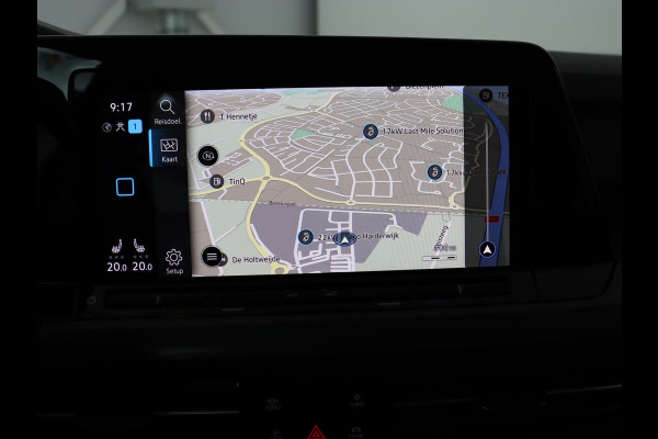 Volkswagen Golf 1.4 eHybrid Style | Stoel & stuurverwarming | Carplay | Sfeerverlichting | Massage | Memory | Parkeerhulp | Navigatie | Full LED | Adaptive cruise