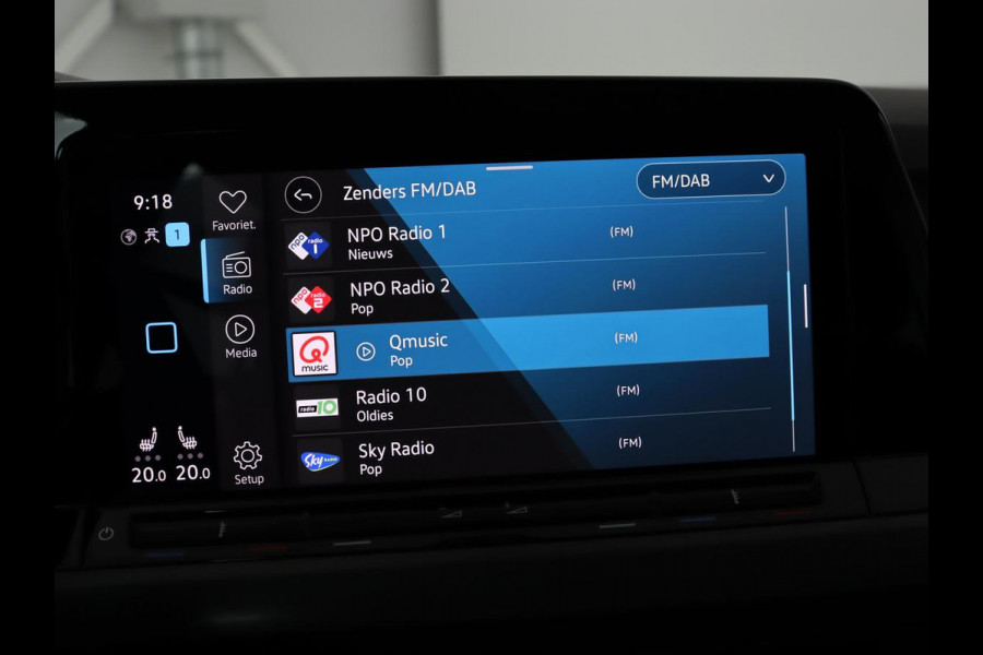 Volkswagen Golf 1.4 eHybrid Style | Stoel & stuurverwarming | Carplay | Sfeerverlichting | Massage | Memory | Parkeerhulp | Navigatie | Full LED | Adaptive cruise