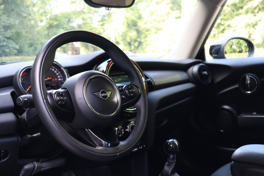 MINI Mini 1.5 Cooper Salt | Navi | Cruise control |