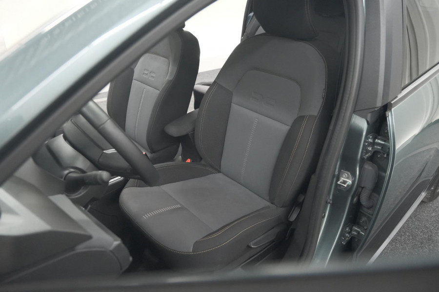 Dacia Jogger 1.6 Hybrid 140 Extreme | 5 Zitplaatsen | Trekhaak | Camera | Dodehoekdetectie