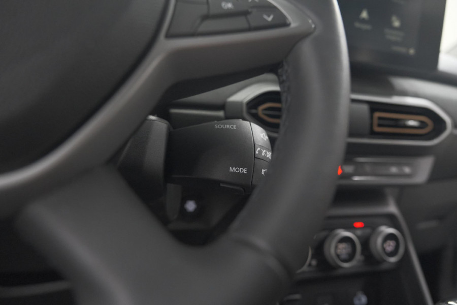 Dacia Jogger 1.6 Hybrid 140 Extreme | 5 Zitplaatsen | Trekhaak | Camera | Dodehoekdetectie
