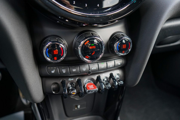 MINI Mini 2.0 Cooper S Rockingham GT | JCW Pakket | Harman/Kardon | Keyless | Leer | Stoelverwarming | Navigatie