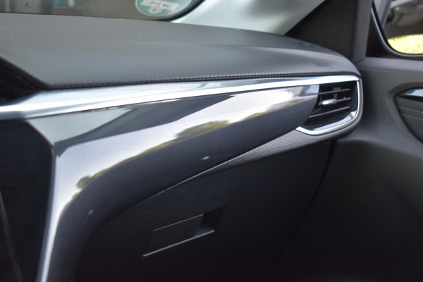 Opel Corsa 1.2 Edition Cruise Stoelvw Stuurvw Lane