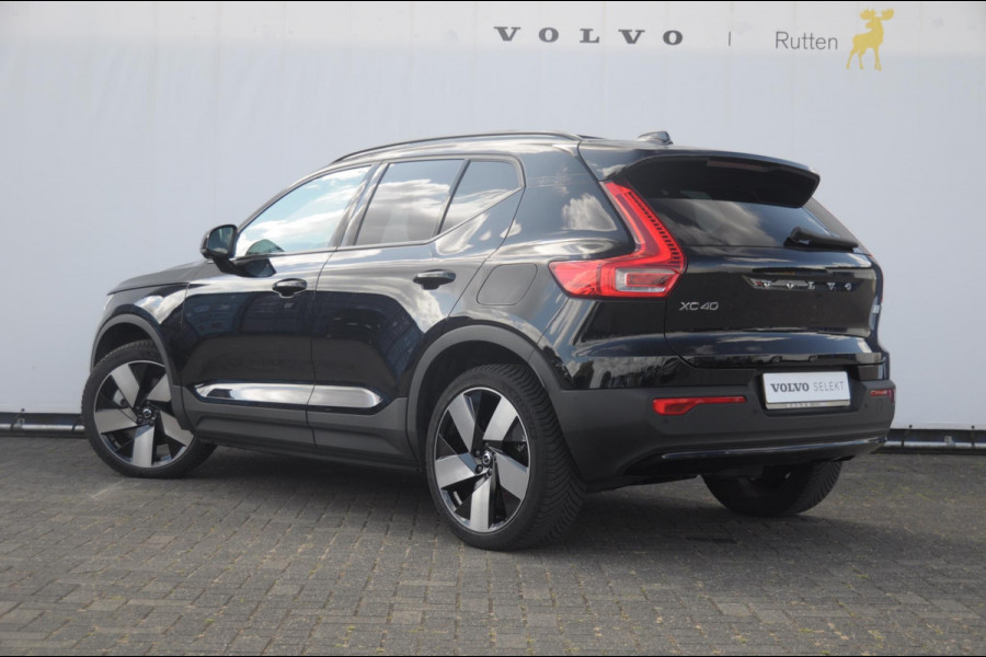 Volvo XC40 408PK Automaat Recharge Twin Ultimate / Adaptieve cruise control/ Panoramadak/ Elektrische stoelen met geheugen/ BLIS/ Elektrische achterklep/ Parkeersensoren met 360 Camera/ Stoel en stuurwielverwarming/ Mistlampen/ Luxe bekleding/ 20" Velgen/ Harman kardon audio/ Apple carplay