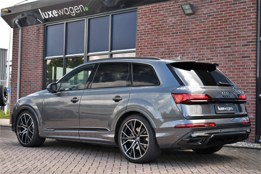 Audi Q7 55 TFSI quattro S-Line 7-persoons Pano S-zetels Trekh ACC HUD B&O 360 Soft-close