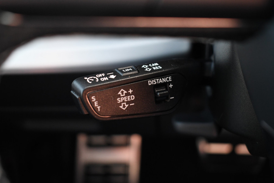 Audi Q7 55 TFSI quattro S-Line 7-persoons Pano S-zetels Trekh ACC HUD B&O 360 Soft-close