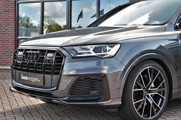 Audi Q7 55 TFSI quattro S-Line 7-persoons Pano S-zetels Trekh ACC HUD B&O 360 Soft-close