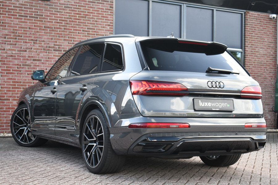 Audi Q7 55 TFSI quattro S-Line 7-persoons Pano S-zetels Trekh ACC HUD B&O 360 Soft-close