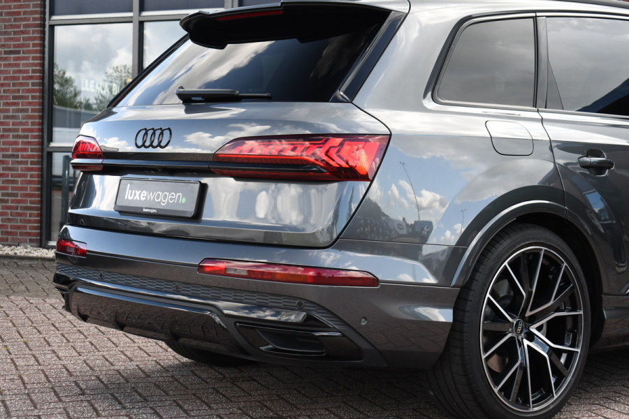 Audi Q7 55 TFSI quattro S-Line 7-persoons Pano S-zetels Trekh ACC HUD B&O 360 Soft-close