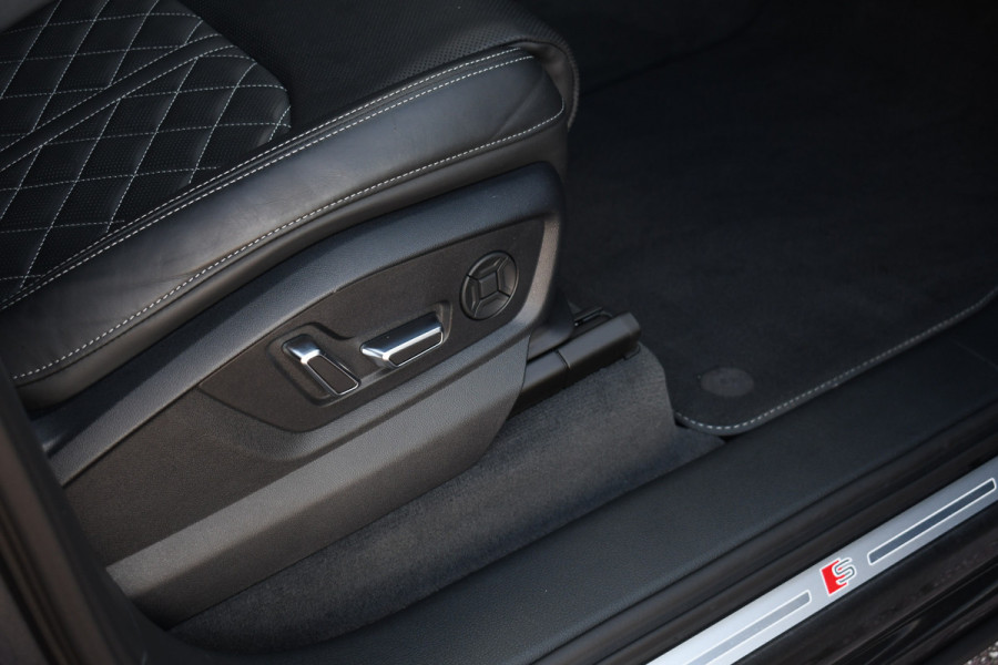 Audi Q7 55 TFSI quattro S-Line 7-persoons Pano S-zetels Trekh ACC HUD B&O 360 Soft-close