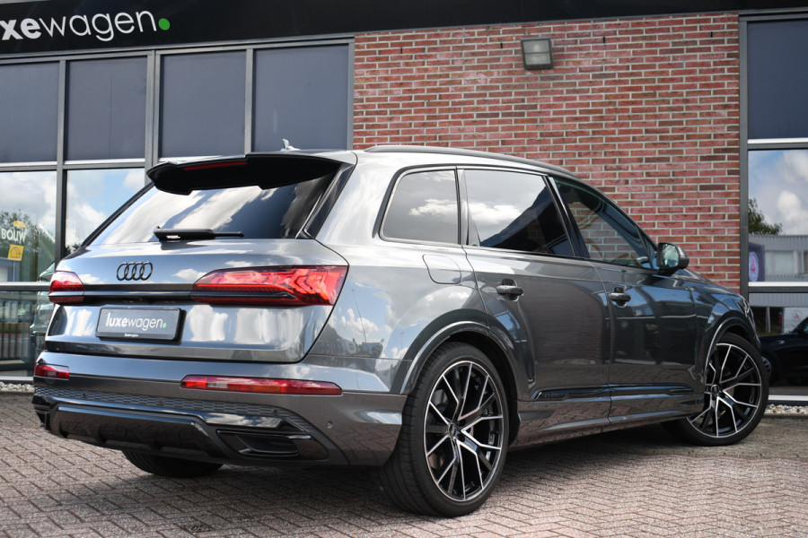 Audi Q7 55 TFSI quattro S-Line 7-persoons Pano S-zetels Trekh ACC HUD B&O 360 Soft-close