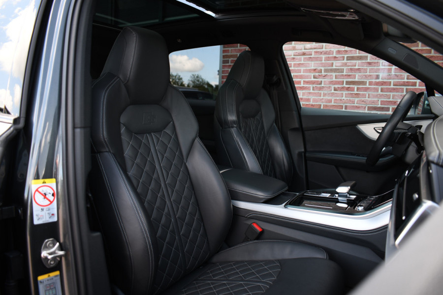 Audi Q7 55 TFSI quattro S-Line 7-persoons Pano S-zetels Trekh ACC HUD B&O 360 Soft-close
