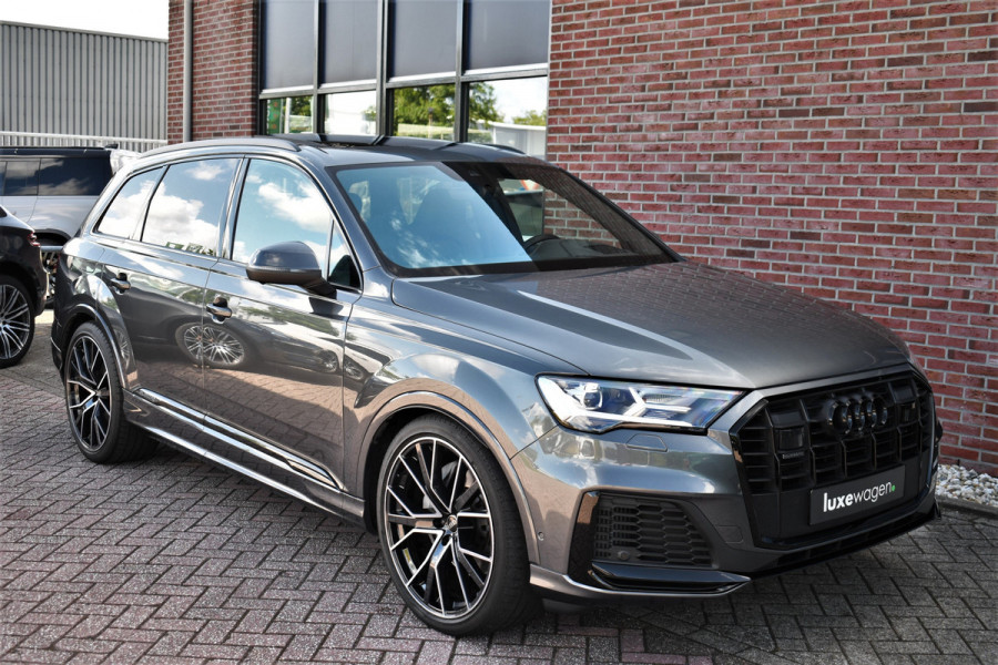 Audi Q7 55 TFSI quattro S-Line 7-persoons Pano S-zetels Trekh ACC HUD B&O 360 Soft-close