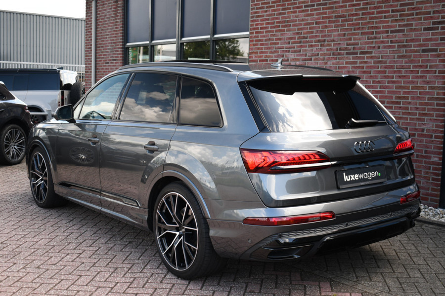 Audi Q7 55 TFSI quattro S-Line 7-persoons Pano S-zetels Trekh ACC HUD B&O 360 Soft-close