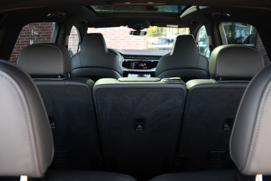 Audi Q7 55 TFSI quattro S-Line 7-persoons Pano S-zetels Trekh ACC HUD B&O 360 Soft-close