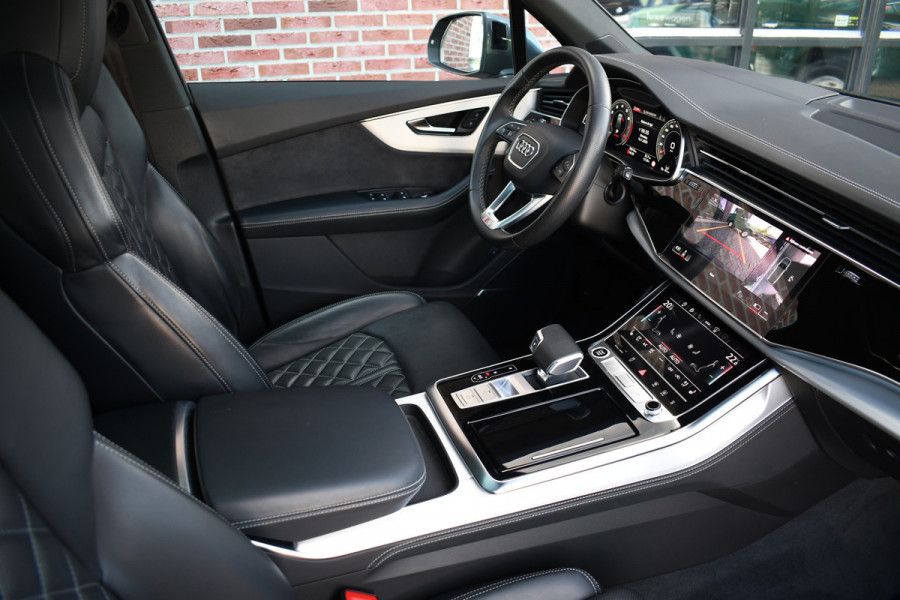 Audi Q7 55 TFSI quattro S-Line 7-persoons Pano S-zetels Trekh ACC HUD B&O 360 Soft-close