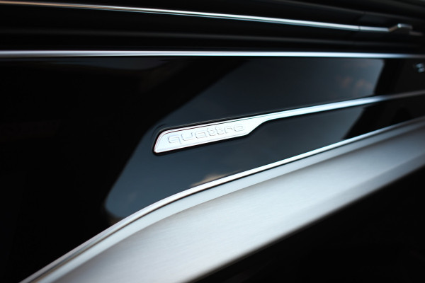 Audi Q7 55 TFSI quattro S-Line 7-persoons Pano S-zetels Trekh ACC HUD B&O 360 Soft-close