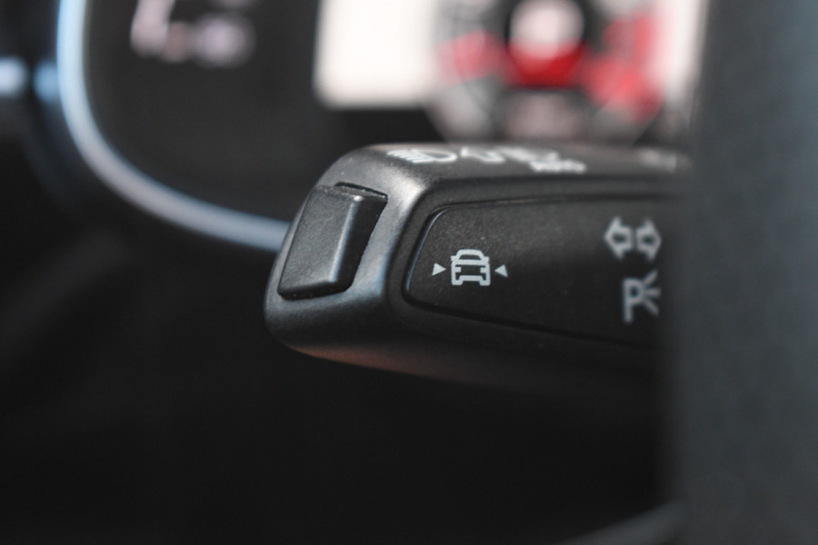 Audi Q7 55 TFSI quattro S-Line 7-persoons Pano S-zetels Trekh ACC HUD B&O 360 Soft-close