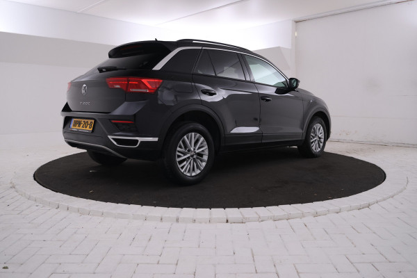Volkswagen T-Roc 1.0 TSI Style Business extreem weinig kms!