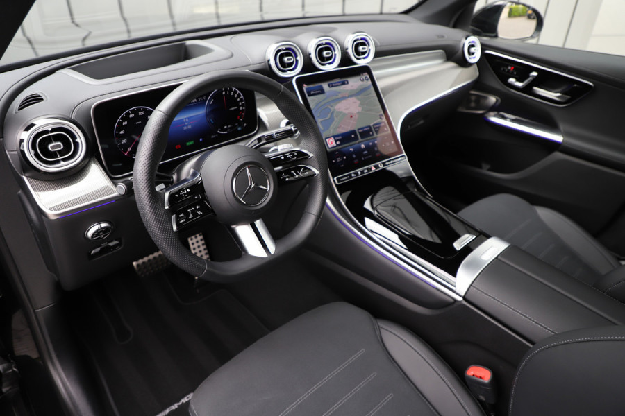 Mercedes-Benz GLC 300e AMG 4-Matic | 313PK | Pano | Head-up | Sfeerverlichting | Burmester | Memory | Stuurwielverw. | Keyles-go | 2024.