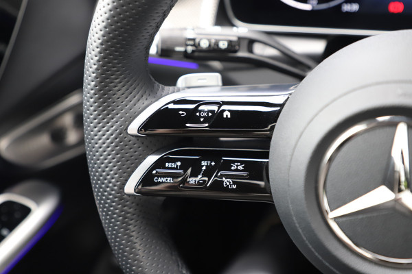 Mercedes-Benz GLC 300e AMG 4-Matic | 313PK | Pano | Head-up | Sfeerverlichting | Burmester | Memory | Stuurwielverw. | Keyles-go | 2024.