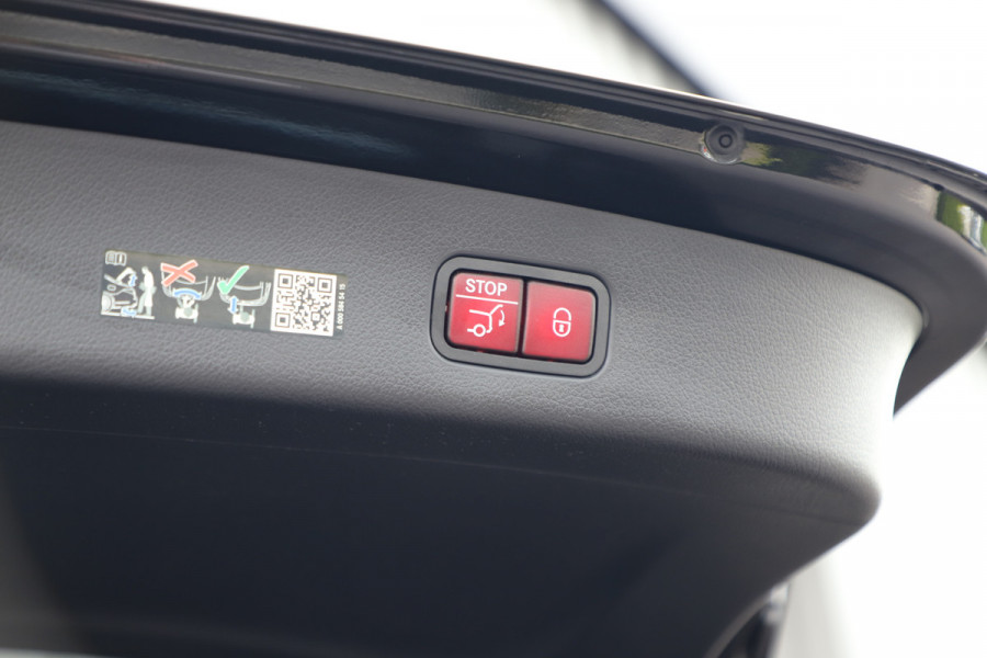 Mercedes-Benz GLC 300e AMG 4-Matic | 313PK | Pano | Head-up | Sfeerverlichting | Burmester | Memory | Stuurwielverw. | Keyles-go | 2024.