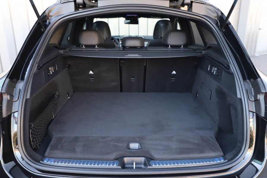 Mercedes-Benz GLC 300e AMG 4-Matic | 313PK | Pano | Head-up | Sfeerverlichting | Burmester | Memory | Stuurwielverw. | Keyles-go | 2024.