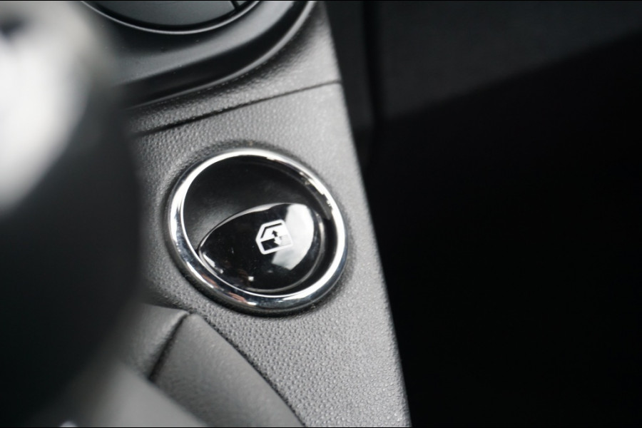 Fiat 500C 70PK HYBRID CRUISE | CARPLAY | CLIMA | PARK.SENSOREN | 15'LMV!
