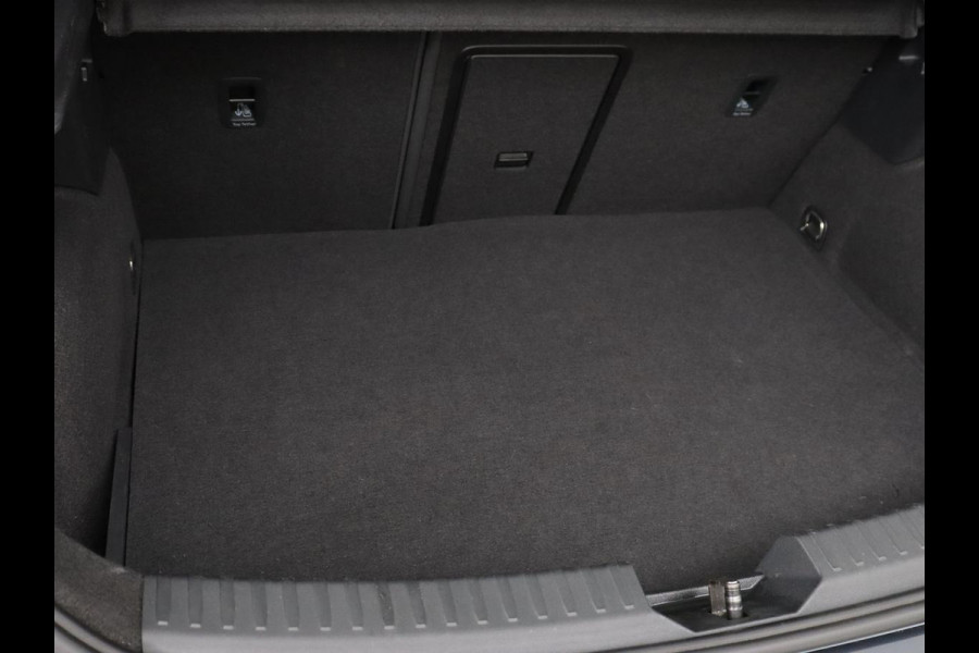 CUPRA Leon 1.4 e-Hybrid | Stoel & stuurverwarming | Adaptive cruise | Camera | Navigatie | Keyless | Full LED | Sportstoelen | PHEV