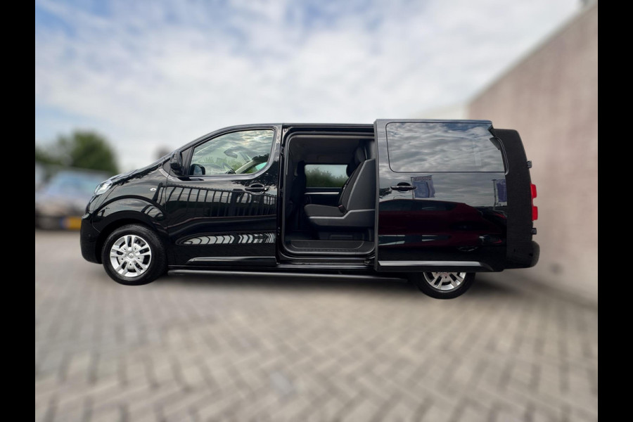 Opel Vivaro 2.0 CDTI L3H1 DC Innovation 130KW DUBBEL CAB / TREKHAAK AFN. / CAMERA / DUBBELE SCHUIFD / WARNINGSPOTS / PDC / CARPLAY
