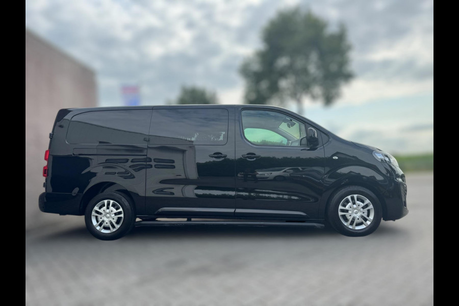 Opel Vivaro 2.0 CDTI L3H1 DC Innovation 130KW DUBBEL CAB / TREKHAAK AFN. / CAMERA / DUBBELE SCHUIFD / WARNINGSPOTS / PDC / CARPLAY