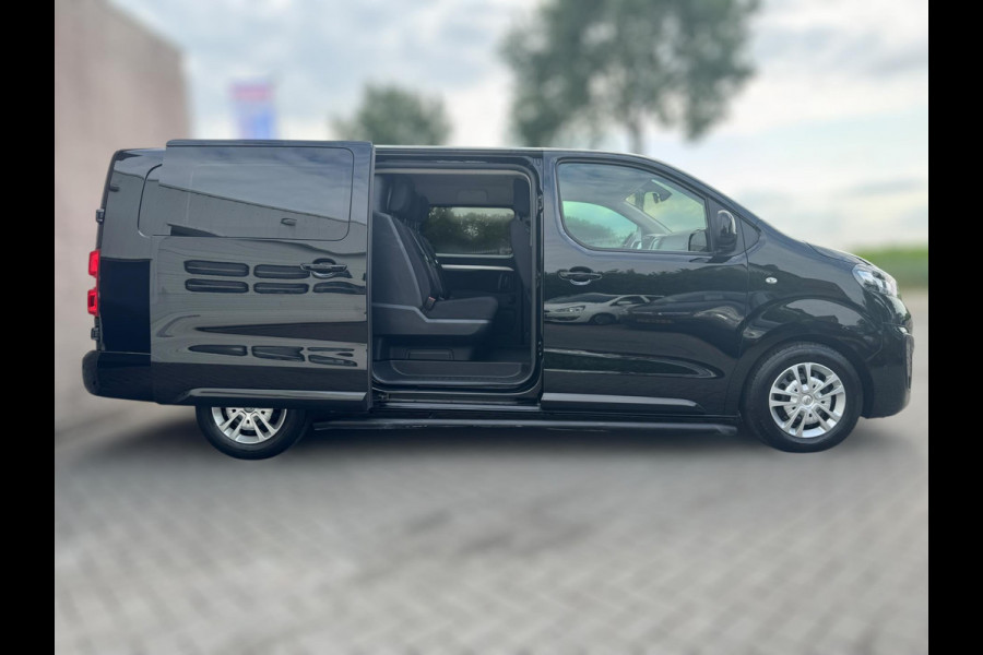 Opel Vivaro 2.0 CDTI L3H1 DC Innovation 130KW DUBBEL CAB / TREKHAAK AFN. / CAMERA / DUBBELE SCHUIFD / WARNINGSPOTS / PDC / CARPLAY
