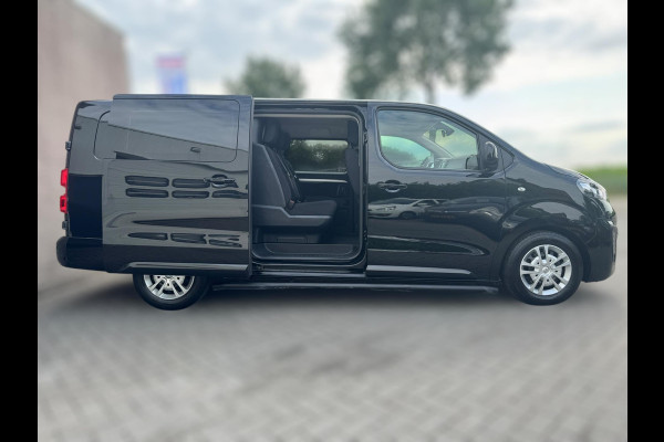 Opel Vivaro 2.0 CDTI L3H1 DC Innovation 130KW DUBBEL CAB / TREKHAAK AFN. / CAMERA / DUBBELE SCHUIFD / WARNINGSPOTS / PDC / CARPLAY
