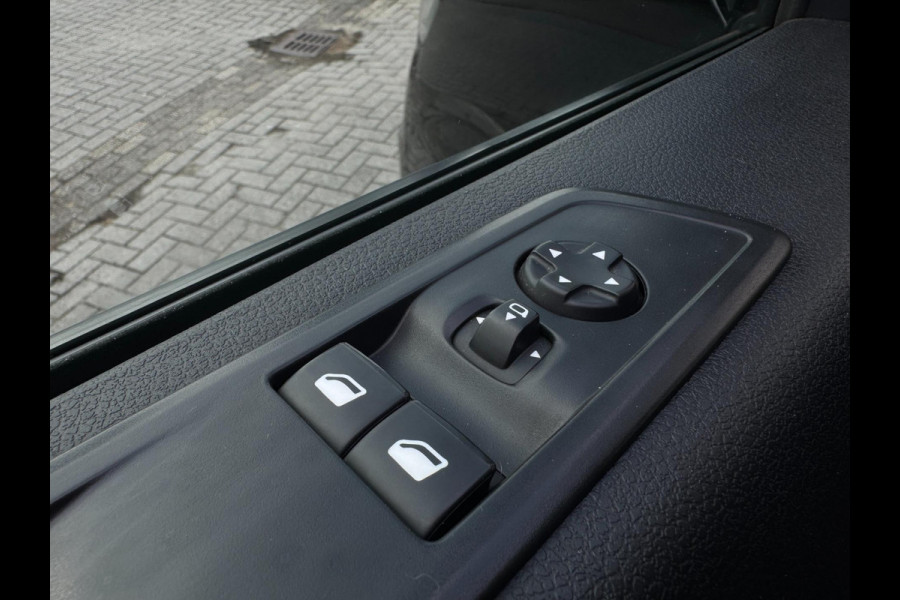 Opel Vivaro 2.0 CDTI L3H1 DC Innovation 130KW DUBBEL CAB / TREKHAAK AFN. / CAMERA / DUBBELE SCHUIFD / WARNINGSPOTS / PDC / CARPLAY