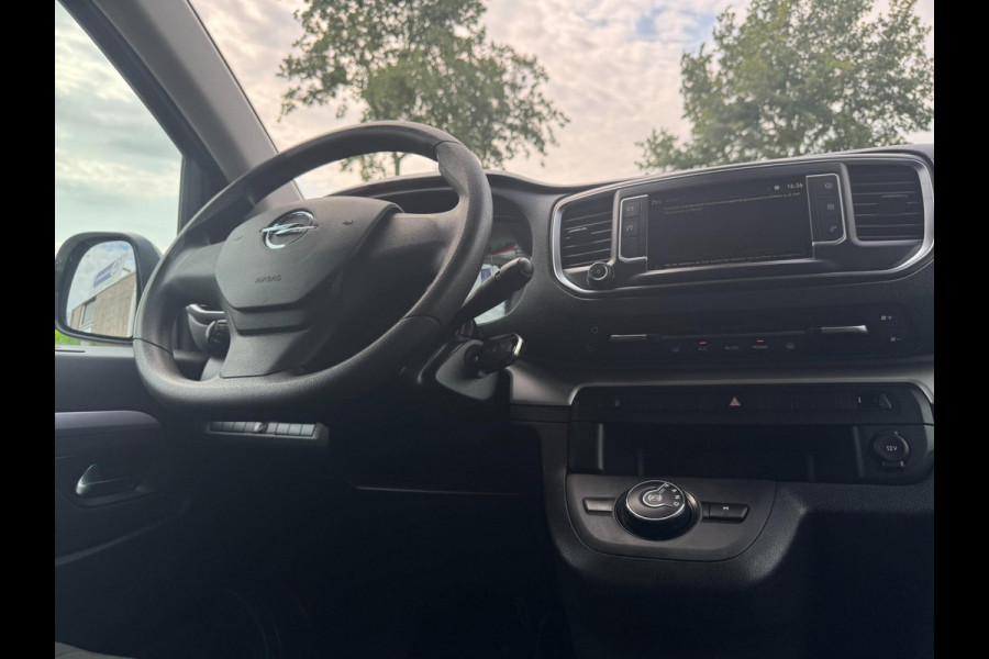 Opel Vivaro 2.0 CDTI L3H1 DC Innovation 130KW DUBBEL CAB / TREKHAAK AFN. / CAMERA / DUBBELE SCHUIFD / WARNINGSPOTS / PDC / CARPLAY