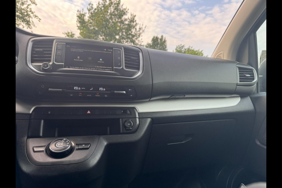 Opel Vivaro 2.0 CDTI L3H1 DC Innovation 130KW DUBBEL CAB / TREKHAAK AFN. / CAMERA / DUBBELE SCHUIFD / WARNINGSPOTS / PDC / CARPLAY