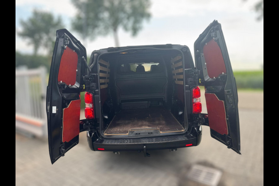 Opel Vivaro 2.0 CDTI L3H1 DC Innovation 130KW DUBBEL CAB / TREKHAAK AFN. / CAMERA / DUBBELE SCHUIFD / WARNINGSPOTS / PDC / CARPLAY