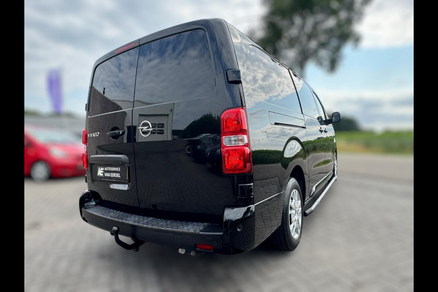 Opel Vivaro 2.0 CDTI L3H1 DC Innovation 130KW DUBBEL CAB / TREKHAAK AFN. / CAMERA / DUBBELE SCHUIFD / WARNINGSPOTS / PDC / CARPLAY